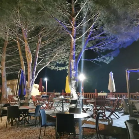Mobil-home De Luxe Avec Terrasse - Api-1-52-678 Saint-Maime