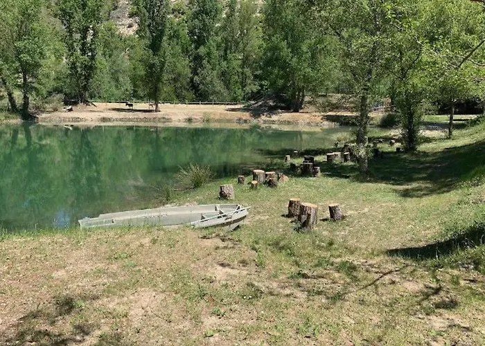 Mobil-home De Luxe Avec Terrasse - Api-1-52-678 *